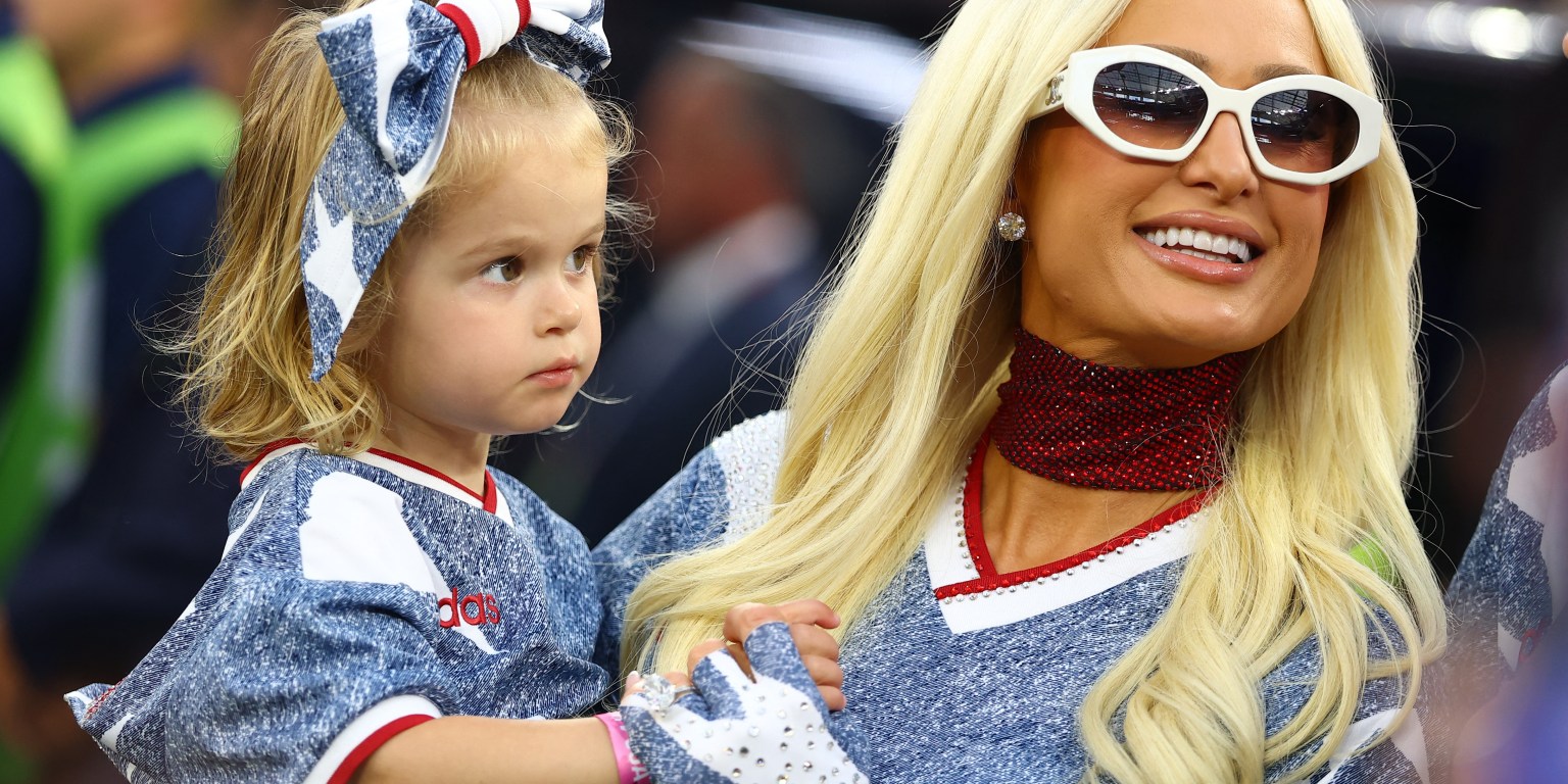 paris-hilton-london-mundial-femenino-dia-familiar